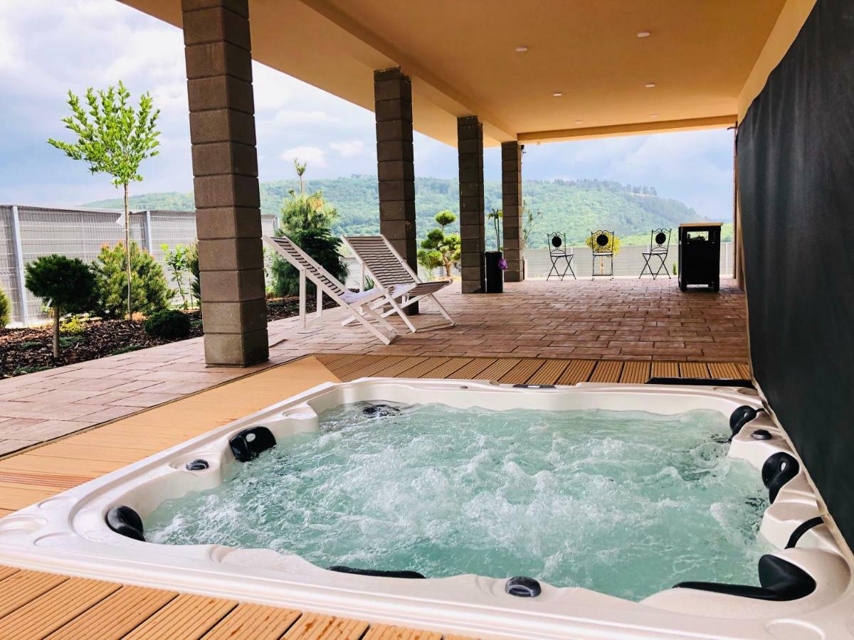 Luxury Spa Villa Králŭv Dvŭr Dış mekan fotoğraf