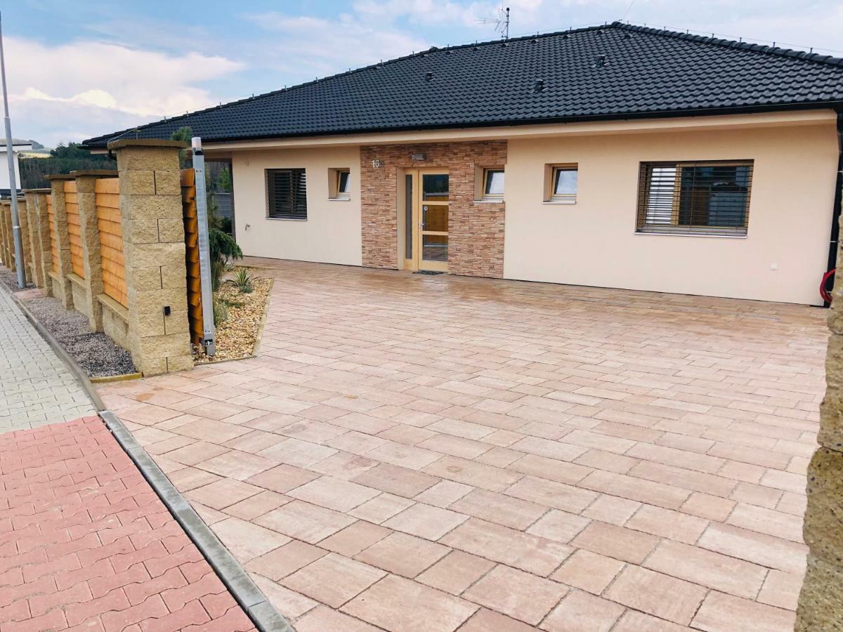 Luxury Spa Villa Králŭv Dvŭr Dış mekan fotoğraf